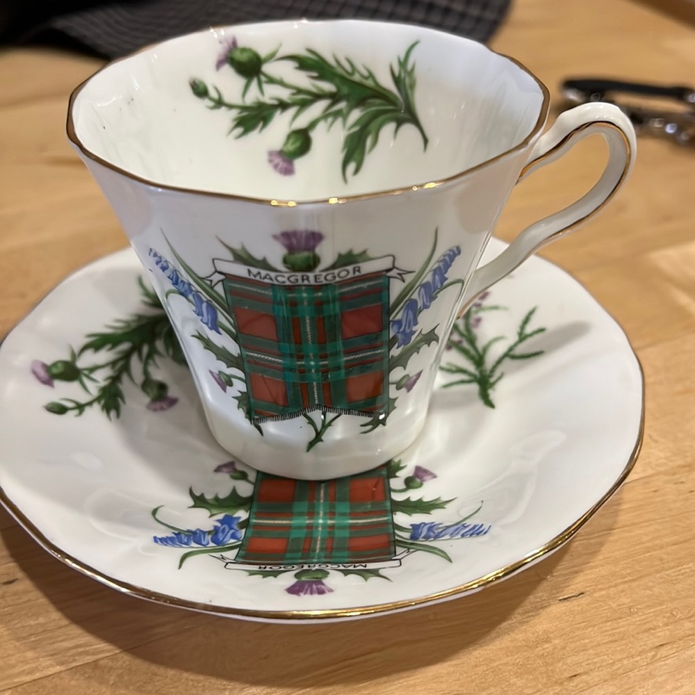 Adderley English fine bone china tea cup and sauce